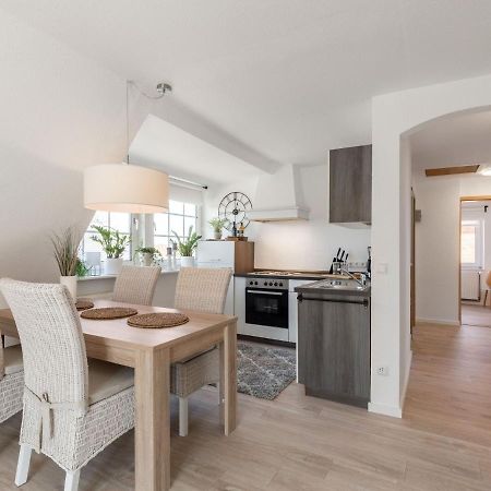 Scenic Apartment In Oldenburg Near Sea And Forest Max 3 Adults Dannau Exterior photo