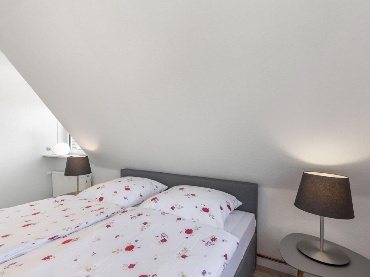 Scenic Apartment In Oldenburg Near Sea And Forest Max 3 Adults Dannau Exterior photo