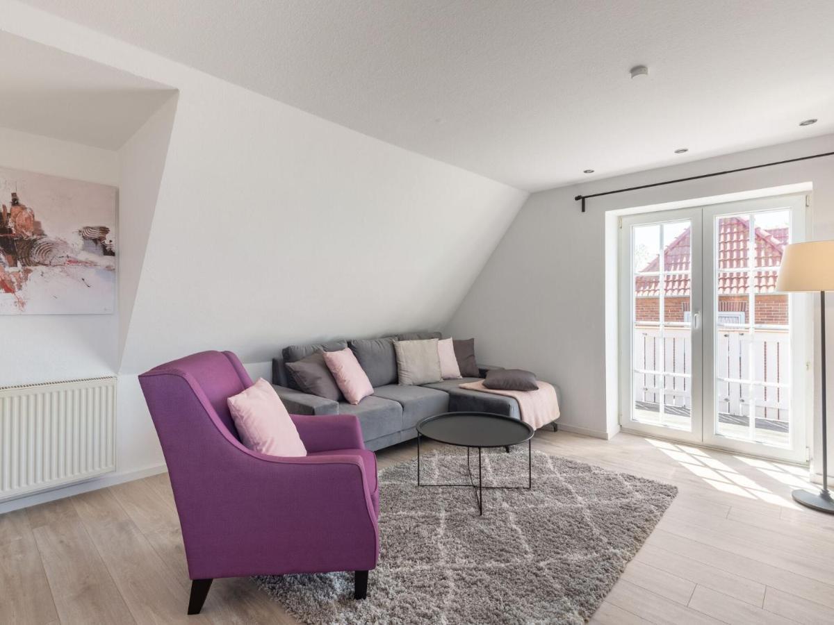 Scenic Apartment In Oldenburg Near Sea And Forest Max 3 Adults Dannau Exterior photo